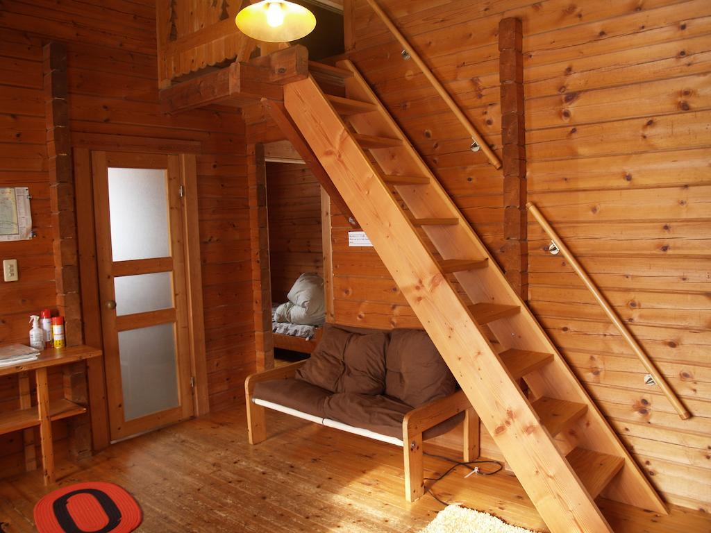 Отель Woody House Kazamidori Мёко Номер фото